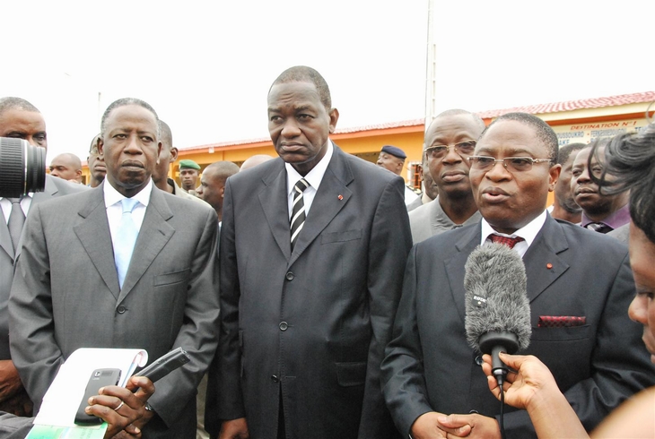 En mission à l’intérieur du pays : Le ministre des Transports fait lever des barrages illicites